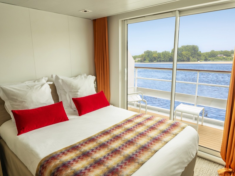 Upper Deck 1 Double Bed CAT. A